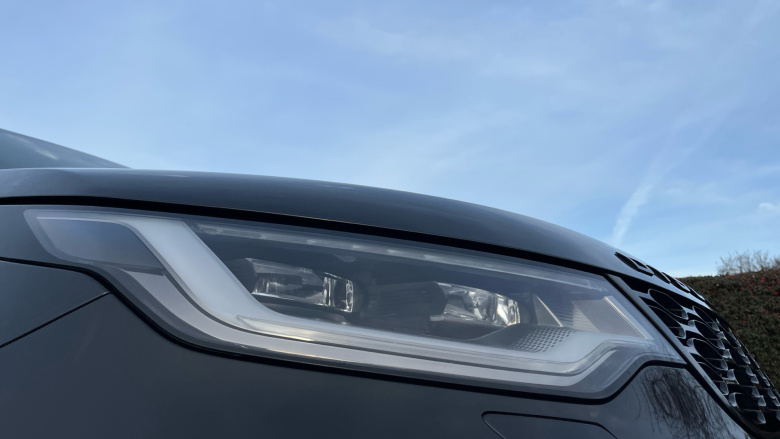 Land Rover Discovery 3.0 D300 R-Dynamic HSE 5dr Auto Diesel Station Wagon